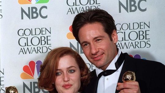 Gillian Anderson a David Duchovny v roku 1997...