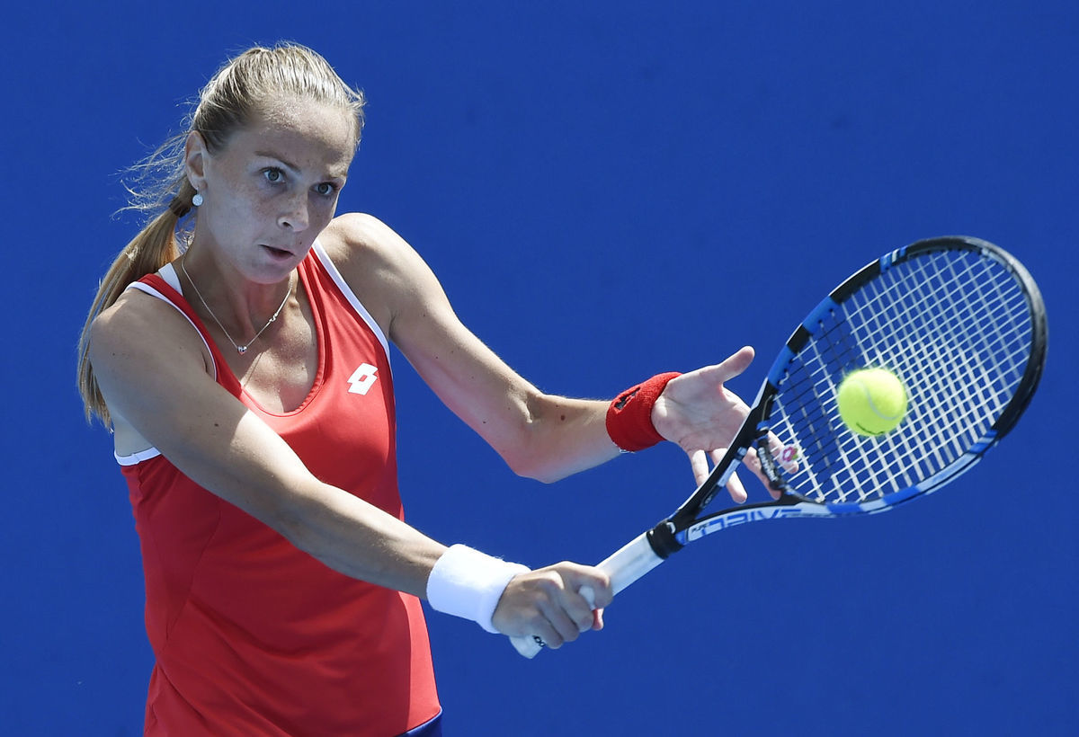 Magdaléna Rybáriková na tenisových dvorcoch v...