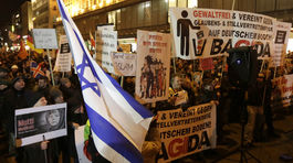 V Mníchove proti Pegide demonštrovalo asi 10 000 ľudí