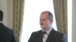 Kotleba vyčíta divadlu aj samovraždu umelkyne