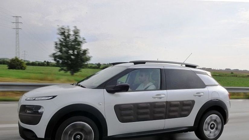 Jazdné vlastnosti ťažia skôr z relatívne...