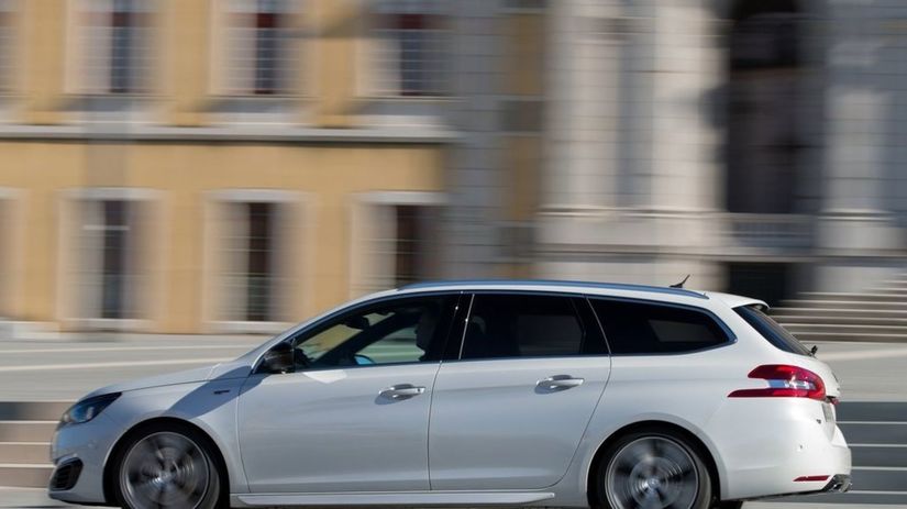 Okrem 5-dverového hatchbacku bude v ponuke aj...