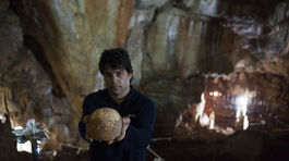 Lebka, jaskyňa, Izrael, Galilea, Homo sapiens, Israel Herškovic. Antropológ, archeológ, archeológia