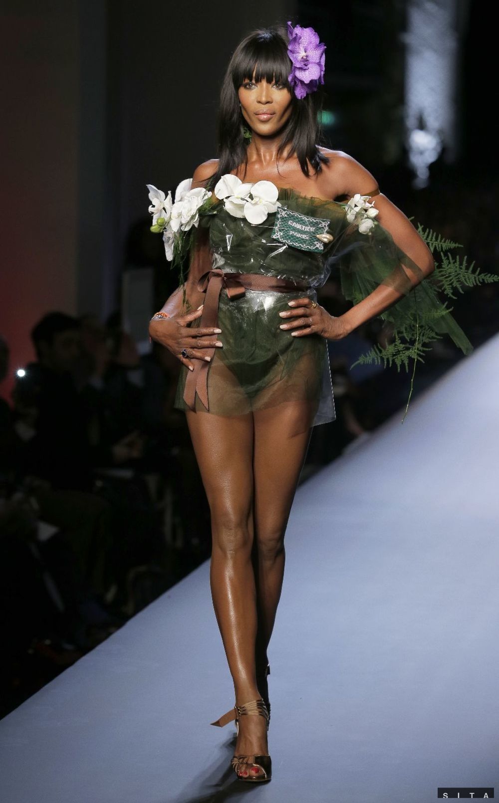 Naomi Campbell a módny dizajnér Jean Paul...