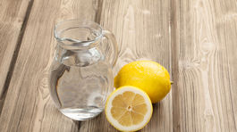 Čo sa stane, ak budeme každý deň piť citrónovú vodu