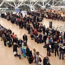 Nemecko, štrajk, letisko, cestujúci, chaos, čakanie