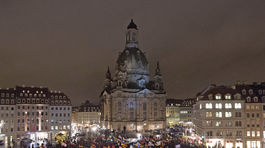 Pegida prispieva k nenávisti voči cudzincom v Nemecku