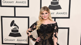 Krvácanie do hlasiviek! Spevácky objav z USA musí zrušiť celé turné 