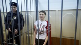 Matka väznenej ukrajinskej pilotky hľadá pomoc v Nemecku