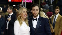 Režisérka Sam Taylor-Johnson a jej mladý manžel Aaron Taylor-Johnson.