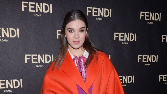 Herečka Hailee Steinfeld na otvorení butiku...