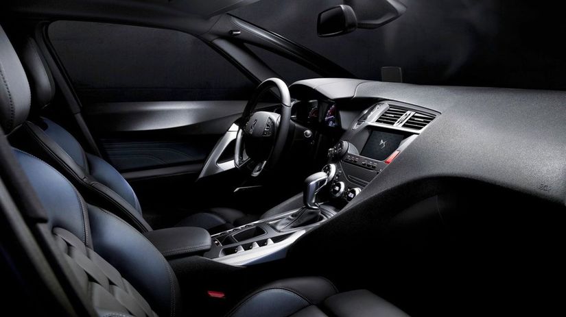 Hlavnou zmenou interiéru je nové rozhranie s...