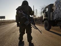 Ukrajina, Debaľcevo, tank, armáda, vojak, vojaci, streľba, zbrane, zbraň,