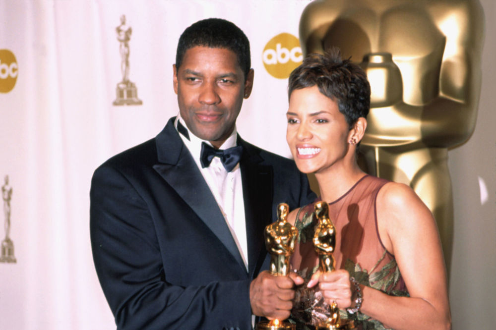 Herečka Halle Berry a herec Denzel Washington...