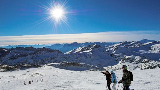 Český lyžiar zahynul pod lavínou v rakúskych Alpách 