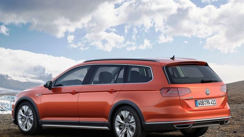 V sérii sú strešné nosiče aj matné spätné...