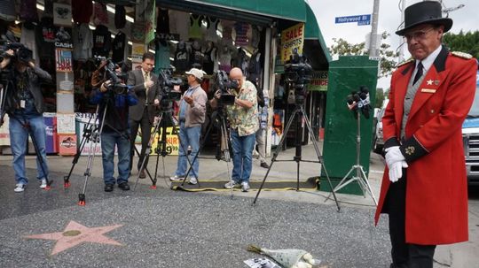 Hollywoodsky chodník slávy - hviezda Leonarda...