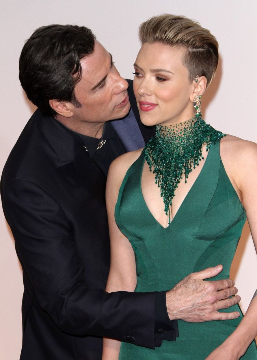 Stretnutie Johna Travoltu a Scarlett Johansson...