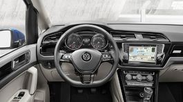VW Touran - 2016