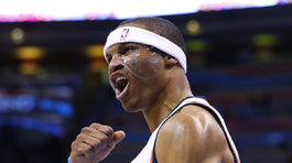 Houston aj Boston s víťazstvami, triple-double Westbrooka