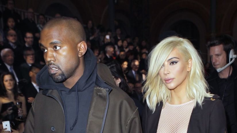 Raper Kanye West a jeho manželka Kim Kardashian...