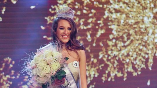Miss Universe SR 2015 je Denisa Vyšňovská.
