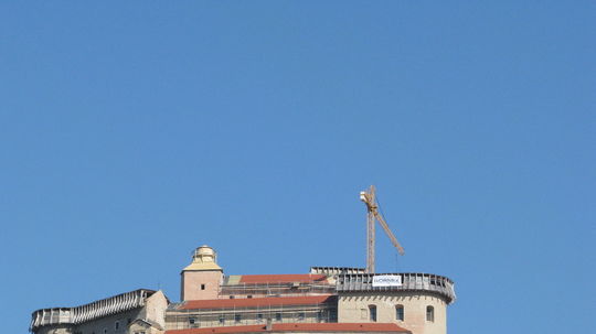 Trvalé strechy by mali byť na hrade Krásna...