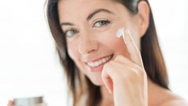 Odborníčka radí: Čo dopriať pleti po zime, ako pomôcť zrelej pokožke!