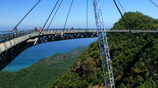 Nebeský most na ostrove Langkawi.