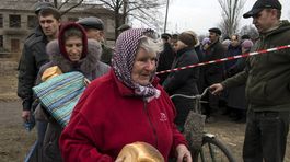 Jaceňuk apeluje  na trpezlivosť Ukrajincov