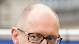 Porošenko vraj už hľadá náhradu za premiéra Jaceňuka