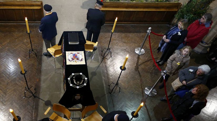 Truhla Richarda III. v leicesterskej katedrále.