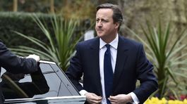 Cameron rokoval s Junckerom o reforme EÚ