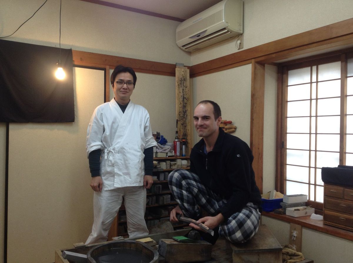 Martin Horňák s učiteľom Tamakim v dielni.