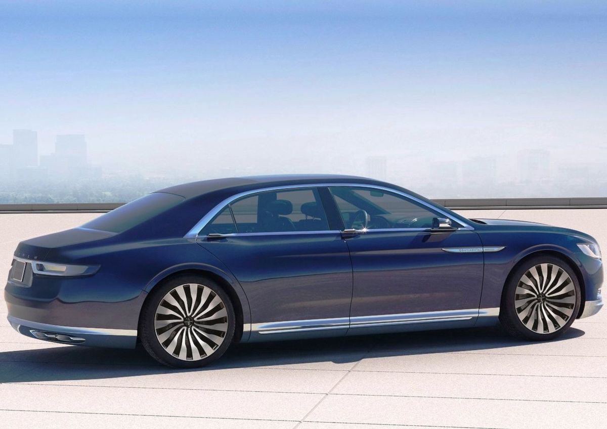 Koncept je lakovaný v metalickej farbe Rhapsody...