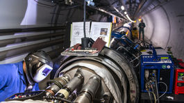 Urýchľovač LHC je späť na scéne