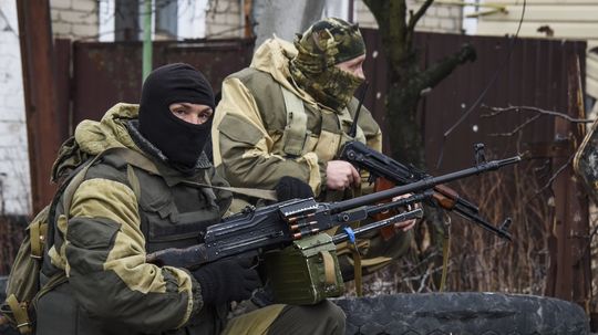 Kremeľ dohaduje s donbaskými separatistami výmenu zajatcov s Kyjevom