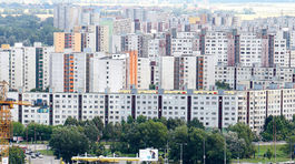 Dodatočne sa obnoví 25–tisíc bytoviek