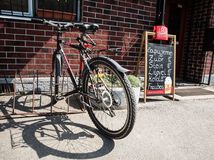 bicykel, hostinec, krčma, alkohol, cyklista