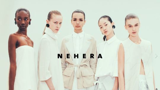 Modely z kolekcie Jar-Leto 2015 z dielne...