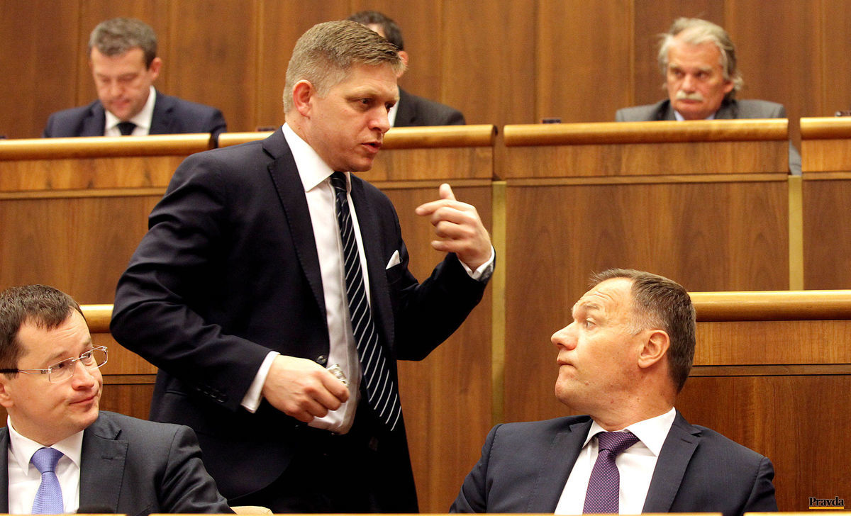 Premiér Robert Fico s ministrom zdravotníctva...
