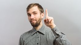 Poznajte reč tela, ktorá neprospieva vzťahu. A vyhnite sa jej...