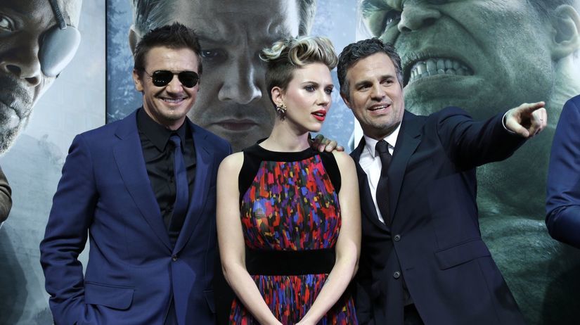 Jeremy Renner, Scarlett Johansson a Mark Ruffalo