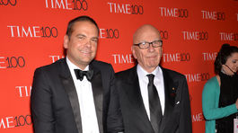 Silná dvojka - mediálny magnát Rupert Murdoch a jeho syn Lachlan Murdoch.