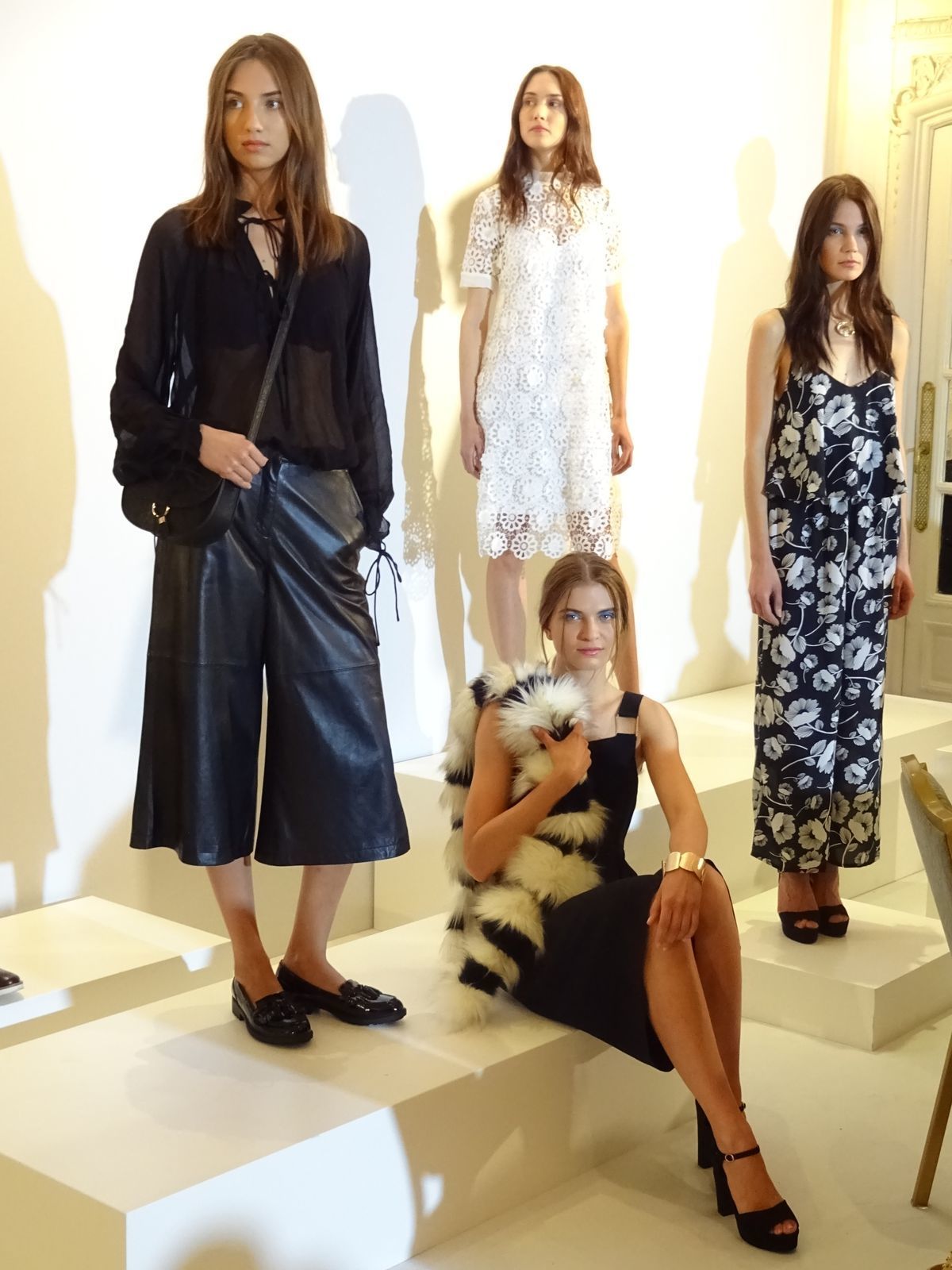 Nová kolekcia na jeseň a zimu 2015 pokračuje v...