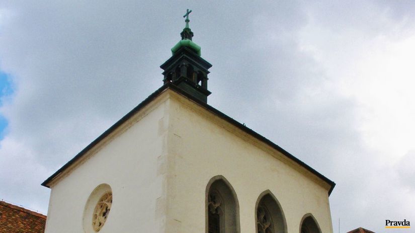 Stoličný Belehrad - Kaplnka sv. Anny z 15....