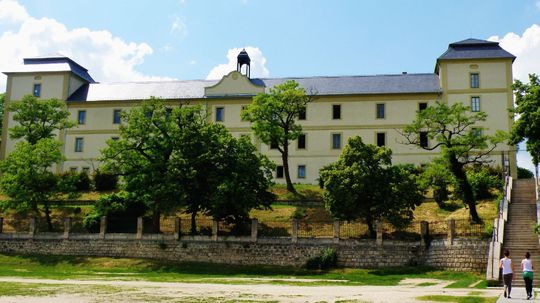 Zsámbék, Zámok Zičiovcov.