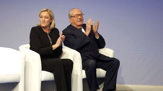 Jean-Marie Le Pen je po slabšej mŕtvici v nemocnici