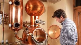 Ľudí neopúšťa adrenalín páliť načierno