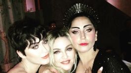 Hviezdna noc na Instagrame: Selfies na záchodoch aj pikantné momentky!